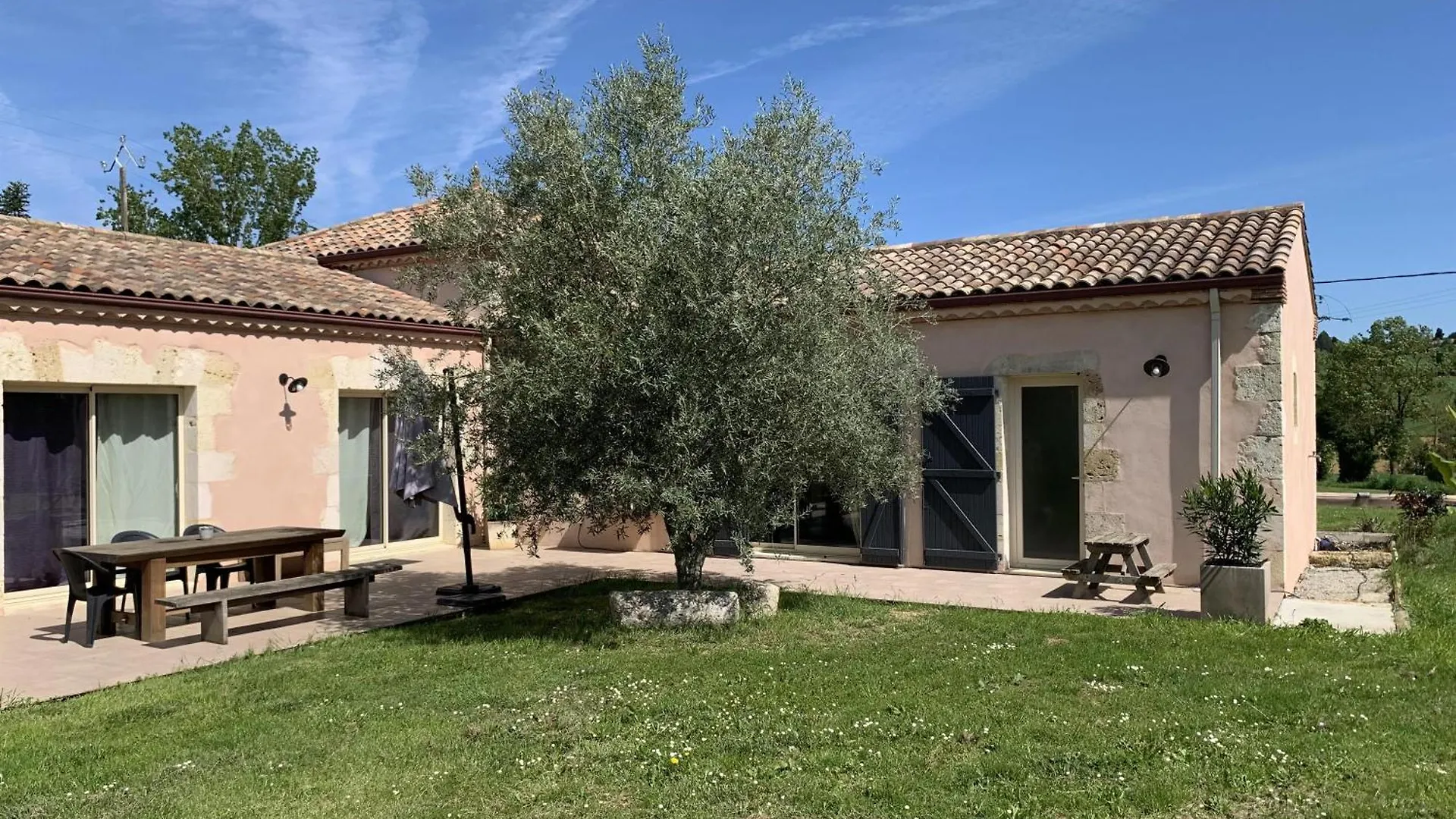 Holiday home Chez Aurore La Sauvetat  France