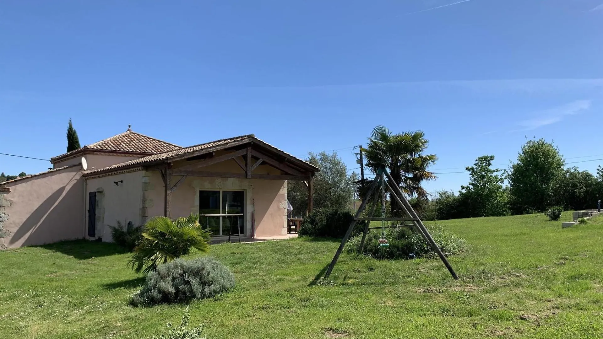 Chez Aurore La Sauvetat  Holiday home